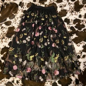 High-waisted long floral skirt